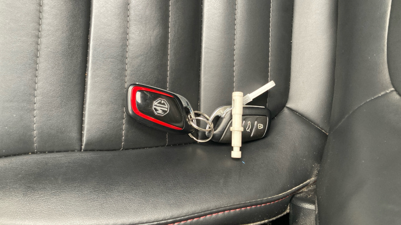 MG Hs 1.5 T-GDI Exclusive 5dr Petrol Hatchback